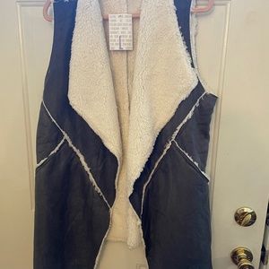 Lularoe Marlow vest